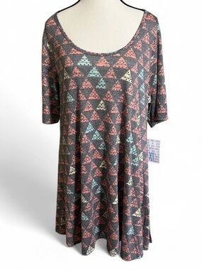 LuLaRoe Top Sz XL PERFECT T Geometric Print Side Slit Short Sleeves Round Neck